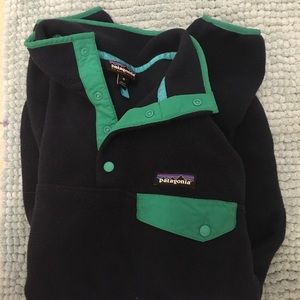 PATAGONIA WOMAN’S SYNCHILLA LIGHTWEIGHT SNAP-T